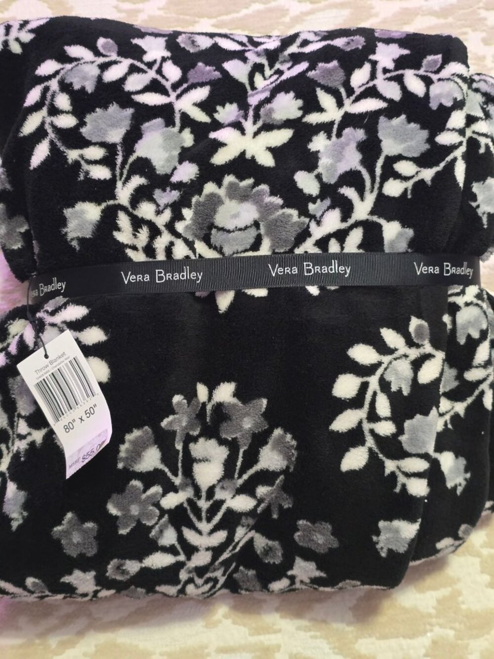 NWT Vera Bradley Chandelier Noir Floral Throw Blanket 80" x 50" Black/White - Picture 2 of 10